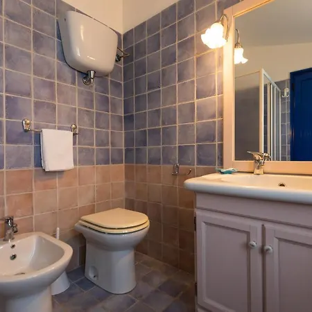 Kore, * Capo Vaticano