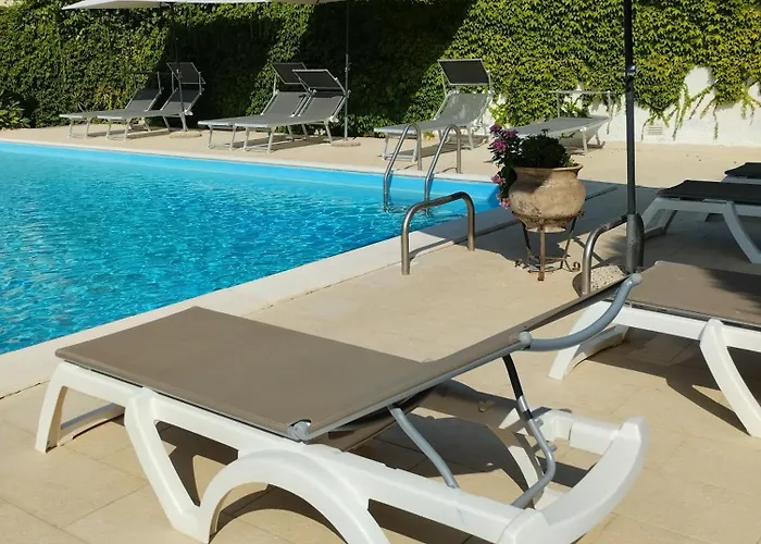 Kore, * Capo Vaticano